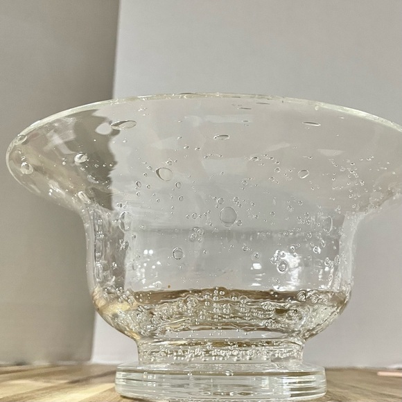 Southern Living At Home Tiny Bubbles Collection Centerpiece Clear Glass Bowl - Picture 2 of 10